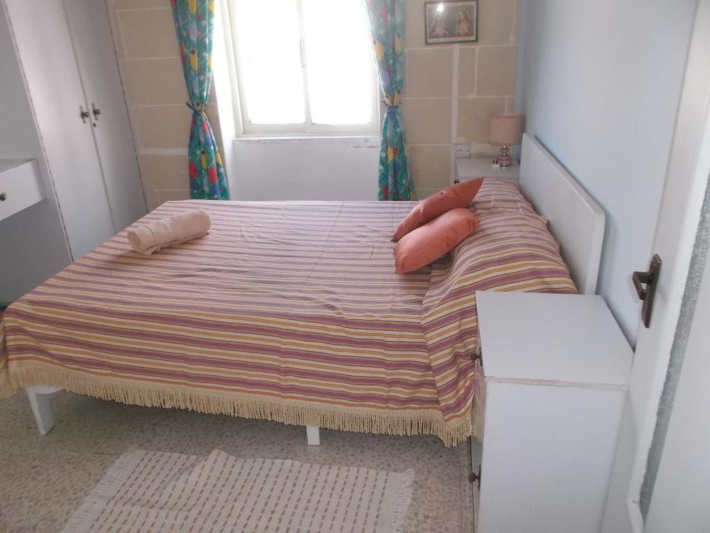Ta' Karmni Apartment Marsalforn Room photo