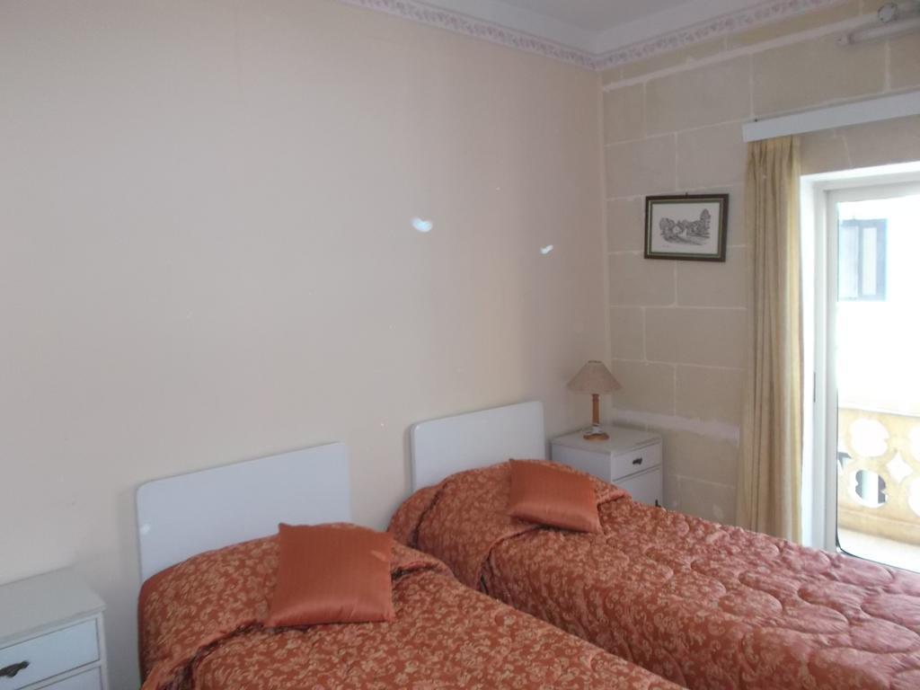 Ta' Karmni Apartment Marsalforn Room photo